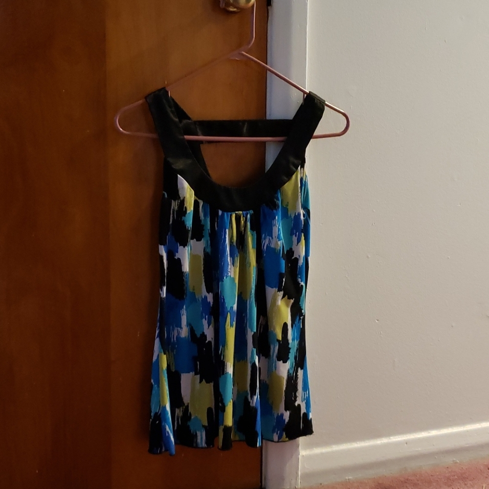 Womens tonal sleeveless top